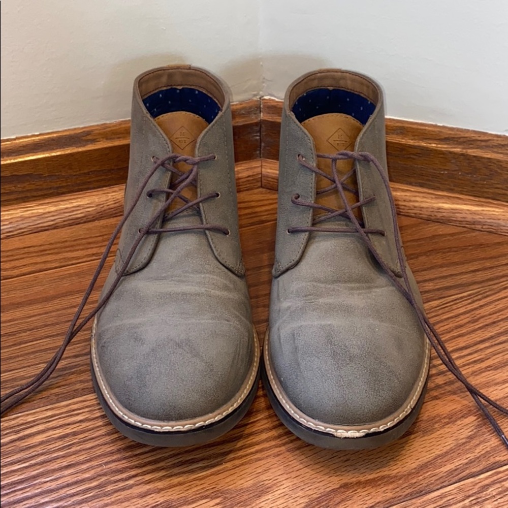 Hawker Rye Suede Chukka Boots